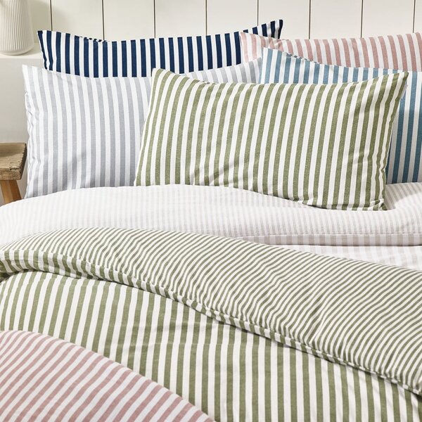 Tmavě modré flanelové povlečení na dvoulůžko 200x200 cm Stripe – Catherine Lansfield