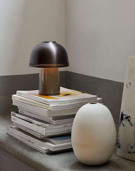 &Tradition Přenosná lampa Raku SH8, Beige Grey & Bronzed 133167A117