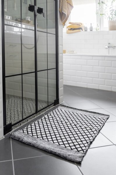 Černobílá koupelnová předložka z recyklovaného plastu 50x80 cm Tara – Wenko