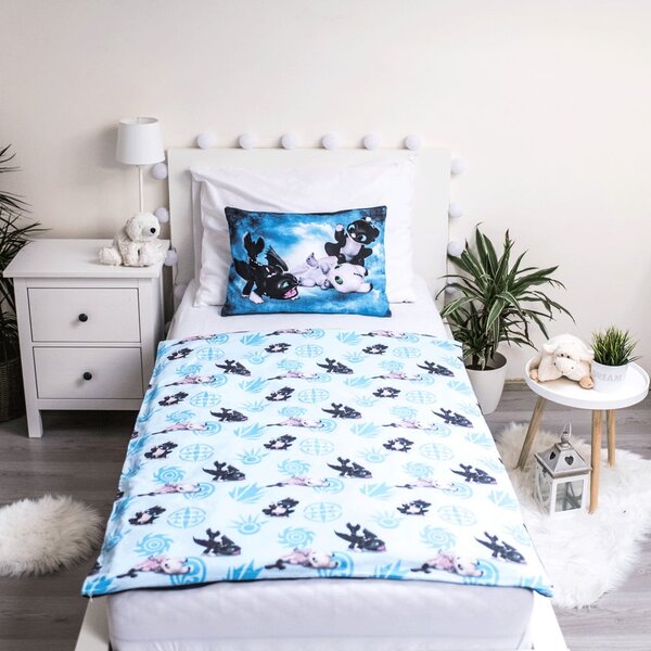 Modré bavlněné dětské povlečení do postýlky 100x135 cm How to Train Your Dragon "Babies" – Jerry Fabrics