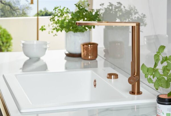 Villeroy & Boch Finera - Dřezová baterie stojánková, otočné rameno, bronz 92700004