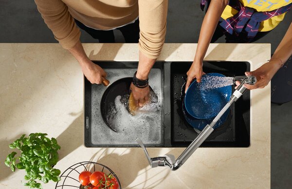 Hansgrohe Metris M71 kuchyňská páková baterie 320, vytahovatelná sprška, 2jet, sBox, chrom 73801000