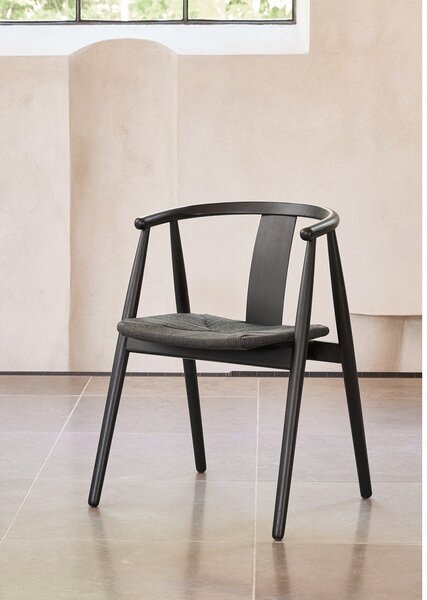 Černá jídelní židle Relate – Unique Furniture