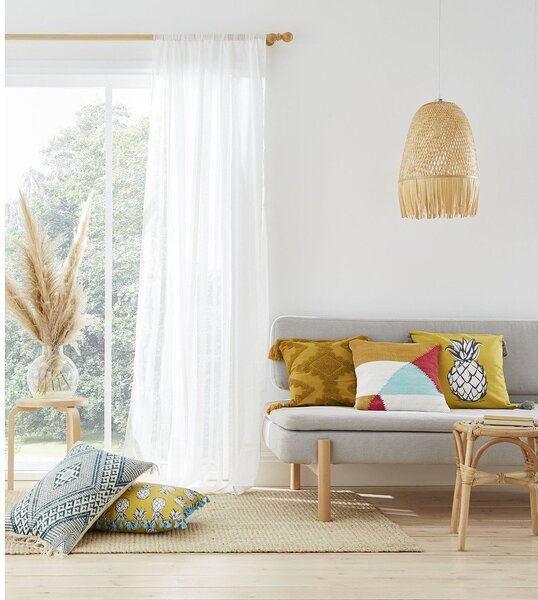 Bílá voálová záclona 140x183 cm Aletta – Pineapple Elephant