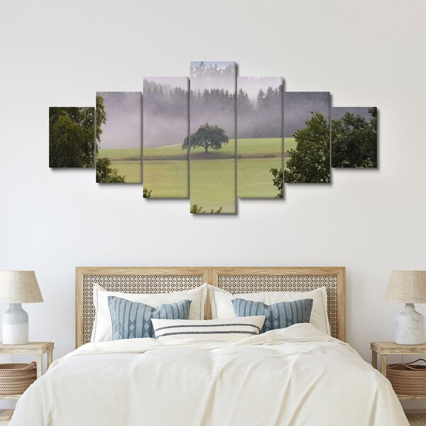 Obraz louky se stromem (210x100 cm)