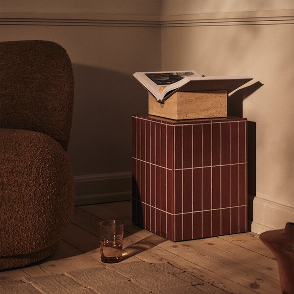 Ferm Living designové odkládací stolky Pillar Pedestal Low (32 x 32 cm)