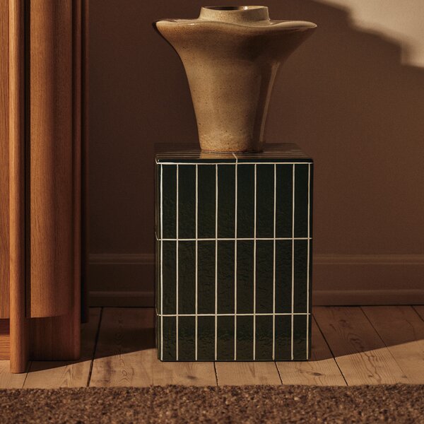 Ferm Living designové odkládací stolky Pillar Pedestal Low (32 x 32 cm)