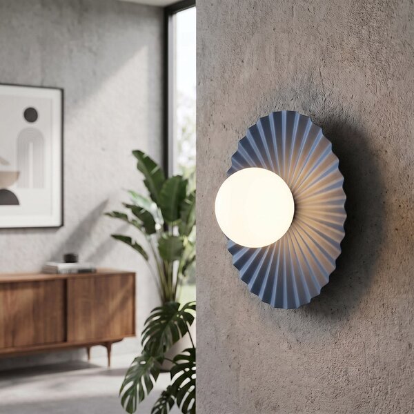 Nástěnné svítidlo UMBRA K1 M – tlumeně modré, bílé sklo, 1× G9, šířka 25 cm