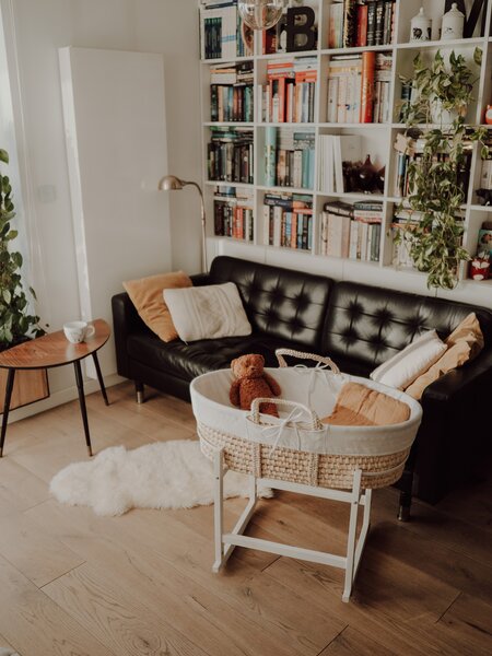 Ahojbaby Houpací stojan na Mojžíšův košík pro miminko RockingBaby White bílý