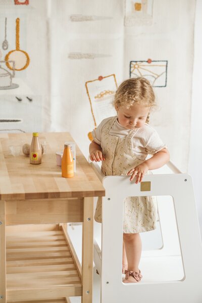 MeowBaby Dětská dřevěná rostoucí učící věž Scandy: šedá