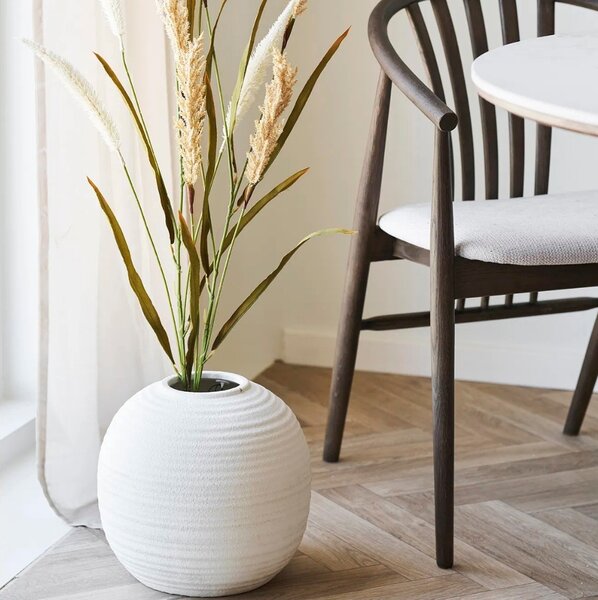 LÉTO -15% Nordic Living Bílá keramická váza Nunu 30 cm