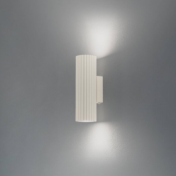 SOLLUX LIGHTING Nástěnné svítidlo Carbon, béžová barva, výška 20 cm, hliník, 2 světla., stmívatelný, Krémová / jantar, Obývací pokoj / jídelna, Hliník, Moderní