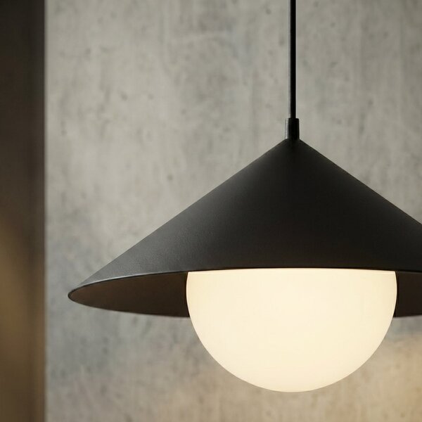 Závěsné svítidlo MONO 1S – černé, opálové sklo, 1× E14, šířka 30 cm