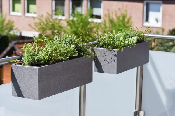 Balkónový truhlík BENNO, vláknocement, šířka 62 cm, šedý