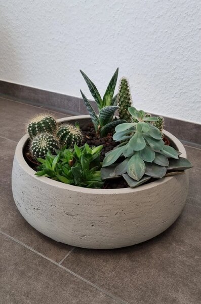 Dekorační miska PERA, sklolaminát, Ø 27 cm, béžová