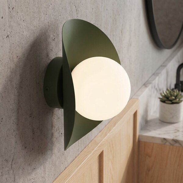 Nástěnné svítidlo FIERO M – olivově zelené, bílé sklo, 1× G9, šířka 31 cm