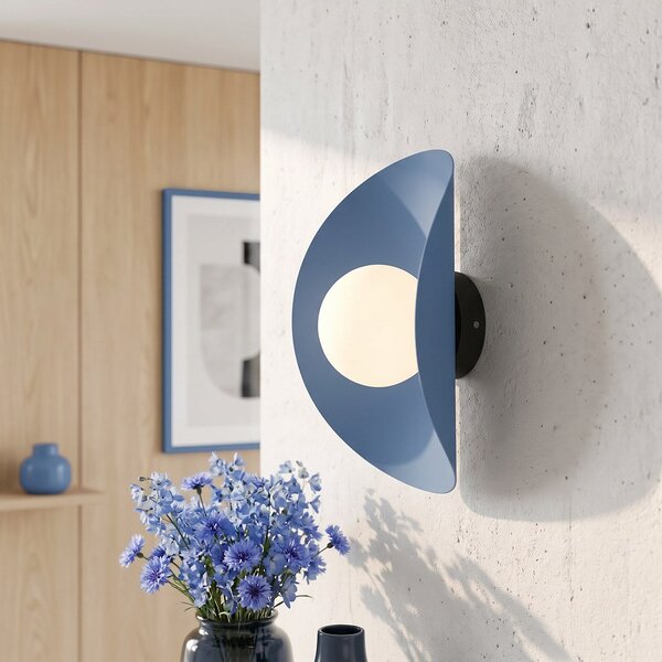 Nástěnné svítidlo FIERO XL – tlumeně modré, bílé sklo, 1× G9, šířka 31 cm
