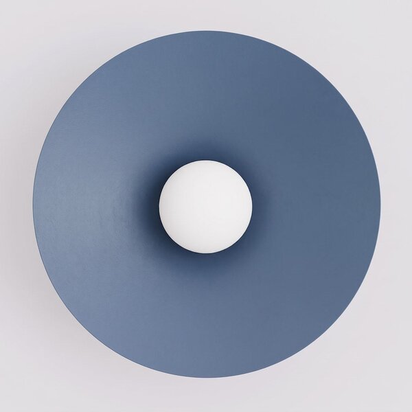 Nástěnné svítidlo MONO 1L – tlumeně modré, bílé sklo, 1× E14, šířka 50 cm