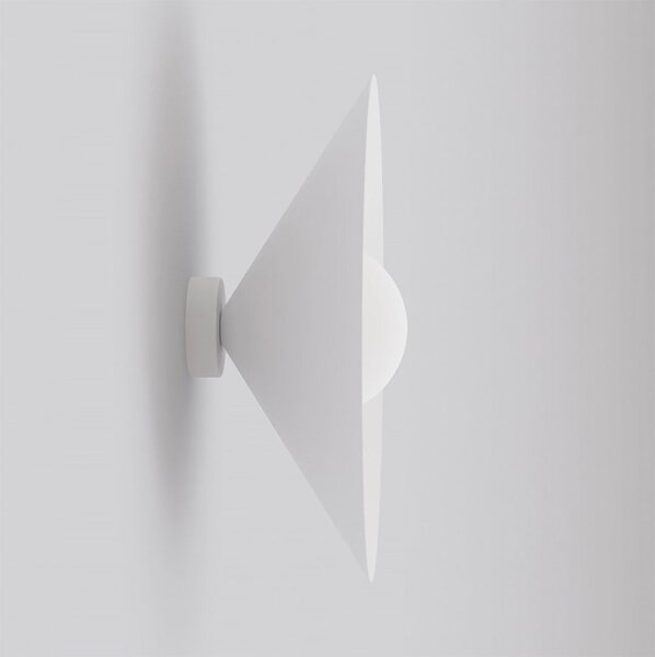 Nástěnné svítidlo MONO K1M – bílé, opálové sklo, 1× E14, šířka 40 cm