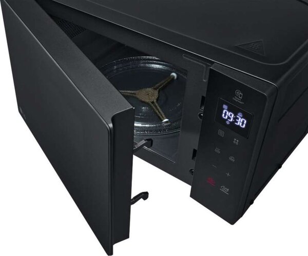 Mikrovlnná trouba LG MS2032GAS – 20 l, 700 W, Black
