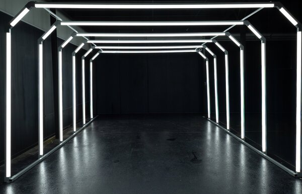 AG LED tunelová lampa do garáže, dílna, 192W, 6500K, detailní úprava, 525×400×261cm