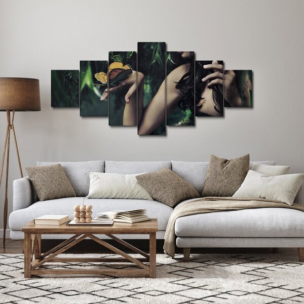 Obraz půvabné ženy s motýlem (210x100 cm)