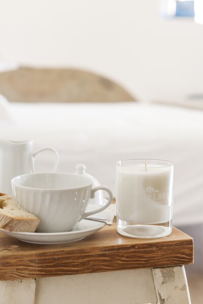 CASTELBEL Jasmin Branco Vonná svíčka, 210 g
