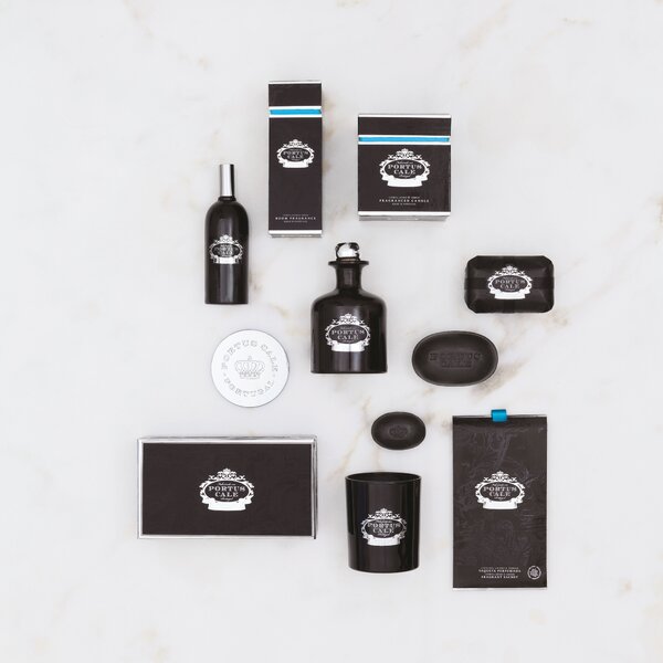 CASTELBEL Portus Cale Black Edition Vonná svíčka, 210 g