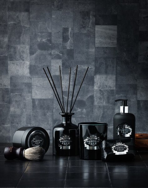CASTELBEL Portus Cale Black Edition Vonná svíčka, 210 g