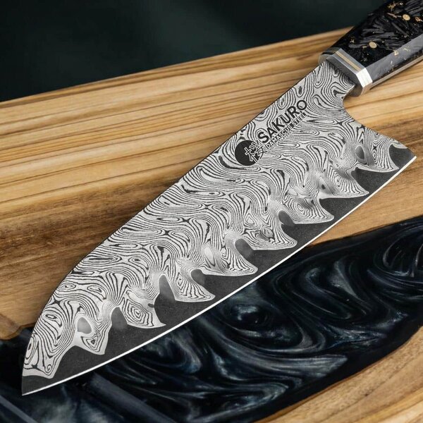Santoku nůž z damaškové oceli AUS10 Kurogane SaKuRo 18,5 cm