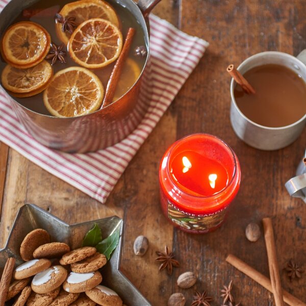 VILLAGE CANDLE Christmas Spice Vonná svíčka