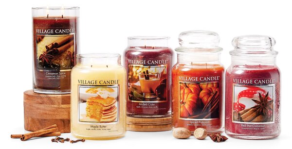 VILLAGE CANDLE Spiced Pumpkin Vonná svíčka