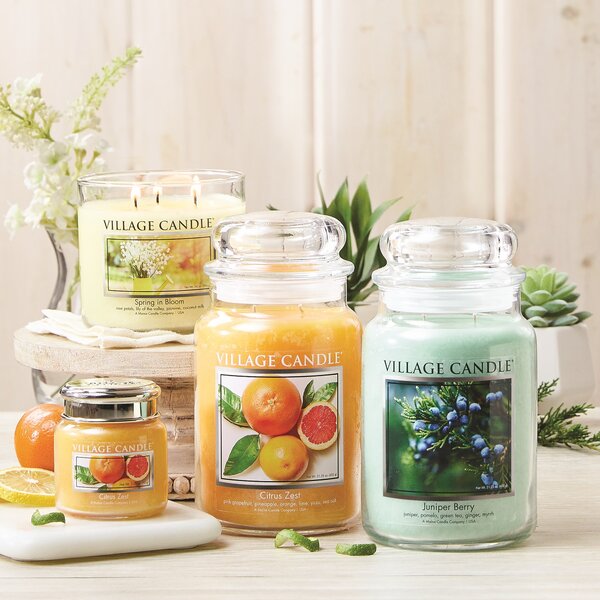 VILLAGE CANDLE Juniper Berry Vonná svíčka