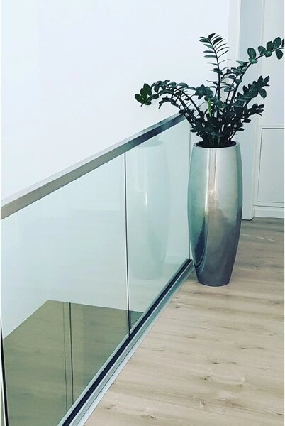 Stříbrný květináč MAGNUM, sklolaminát, výška 80 cm, stříbrná metalíza