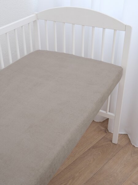 MK Lůžkoviny Froté prostěradlo do postýlky 70 × 140 cm - šedohnědá