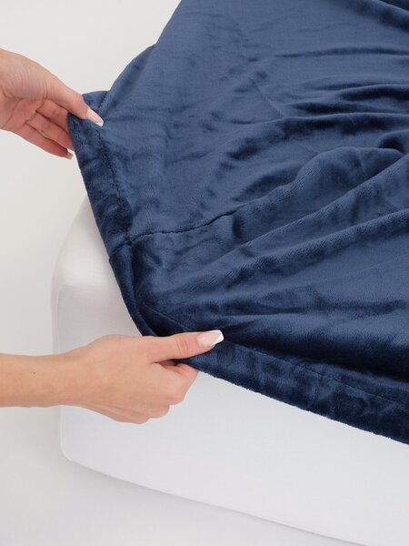 MK Lůžkoviny Prostěradlo mikroplyš Deluxe 90 x 200 cm - námořnicky modré
