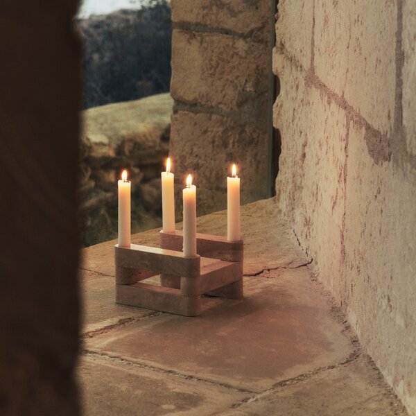 Modulární svícen Newel Travertine