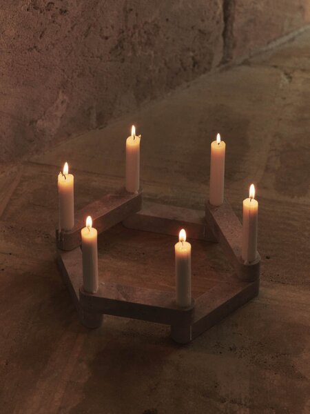 Modulární svícen Newel Travertine