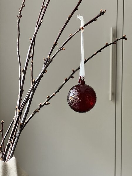 COOEE Design Skleněná baňka Gry Marble Deep Red - 5 cm CED486