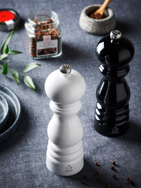 Mlýnek na pepř Peugeot Paris, 18 cm, bílý lesklý – ruční mletí celého pepře 27803