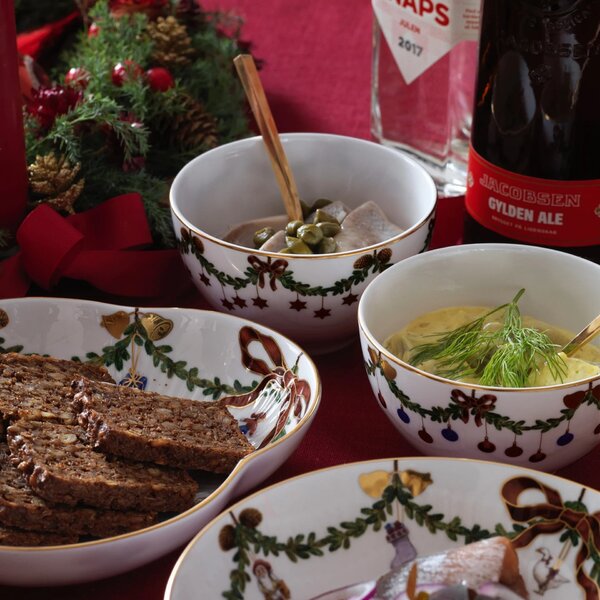 Vánoční porcelánová miska Star Fluted Christmas 300 ml – set 2 ks
