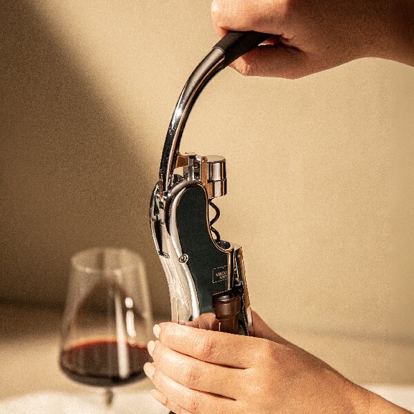 Páková vývrtka Vacu Vin Vertical- černá