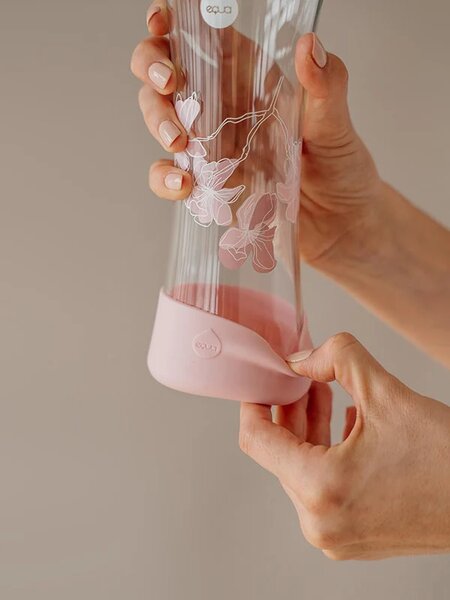 Skleněná lahev EQUA Magnolia 550 ml