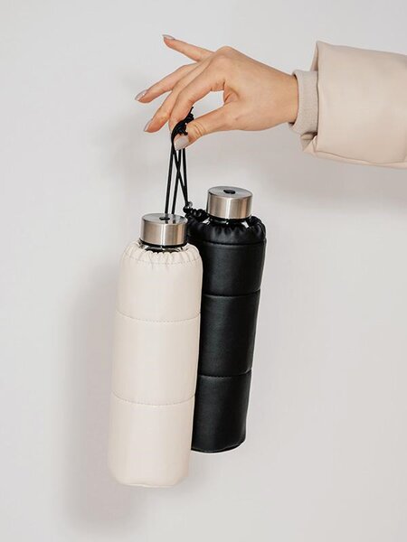 Skleněná lahev s obalem z umělé kůže EQUA Puffy Black 750 ml