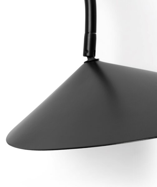 FERM LIVING Nástěnná lampa Arum Swivel, Black