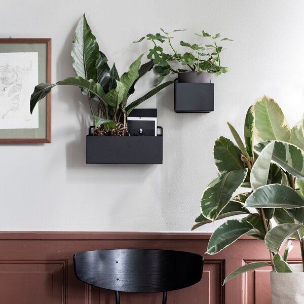 FERM LIVING Truhlík Wall Box Square, Black