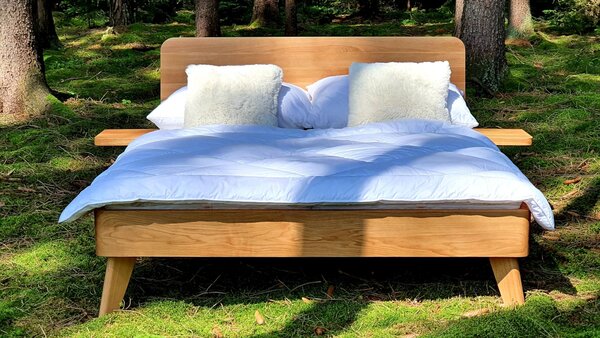 Postel CORTINA Buk 180x200cm - dřevěná postel z masivu o šíři 4 cm