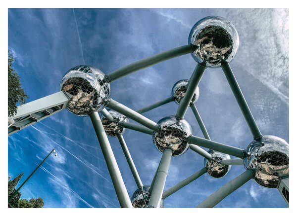 Skleněný obraz - atomium v Bruselu (70x50 cm)