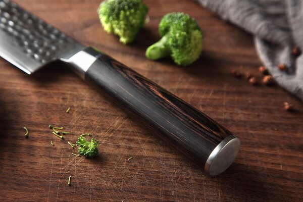 Santoku nůž XinZuo He B1H 7"