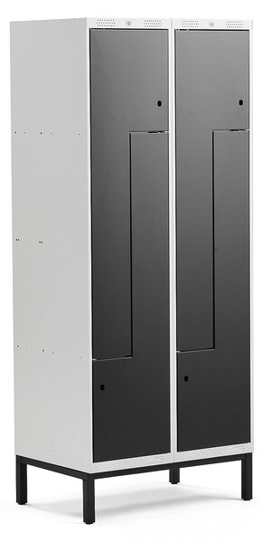 AJ Produkty Šatní skříňka CLASSIC Z, s nohami, 2 sekce, 4 dveře, 1940x800x550 mm, černé dveře